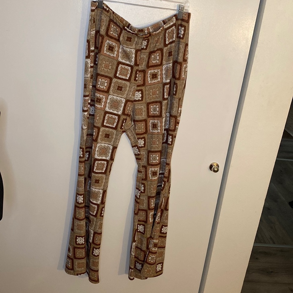 Rue 21 Like New Bell Bottom Pants - Size 3x
